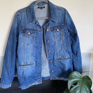 women's denim jean jacket size M